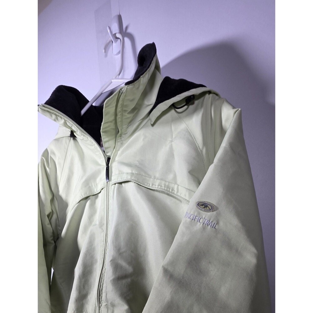 VTG Pacific Trail Jacket Women's Medium Pistachio Green Hooded Winter Jacket